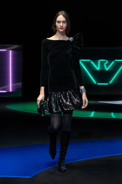 Look 97